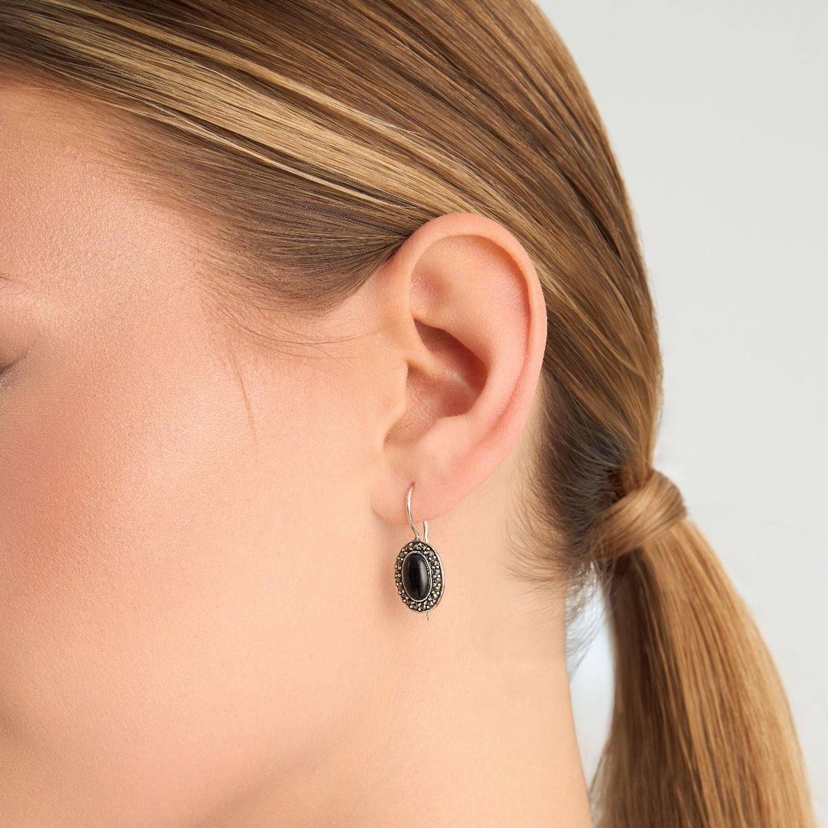 Kolczyki srebrne z onyksem i markazytami - Verona